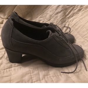 Clarks Bendables Grey Suede Oxford Heels 10W
